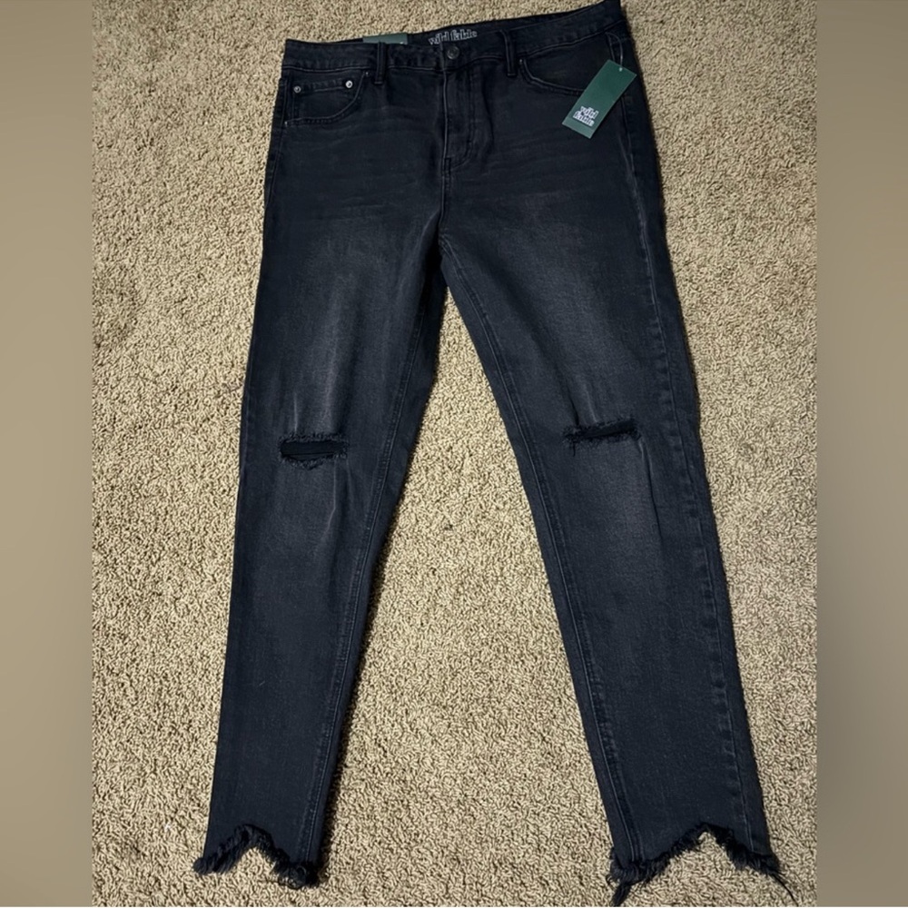 NWT Wild Fable Black Distressed Jeans Women’s